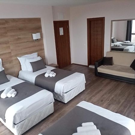 Hotel Vanilla, Varna - Free Parking ภายนอก รูปภาพ