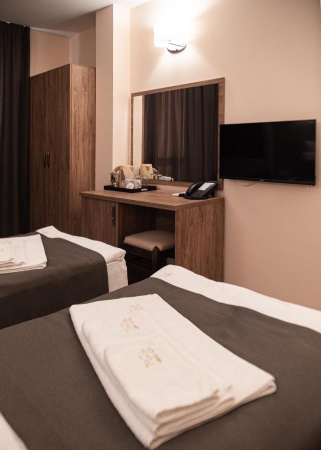 Hotel Vanilla, Varna - Free Parking ภายนอก รูปภาพ
