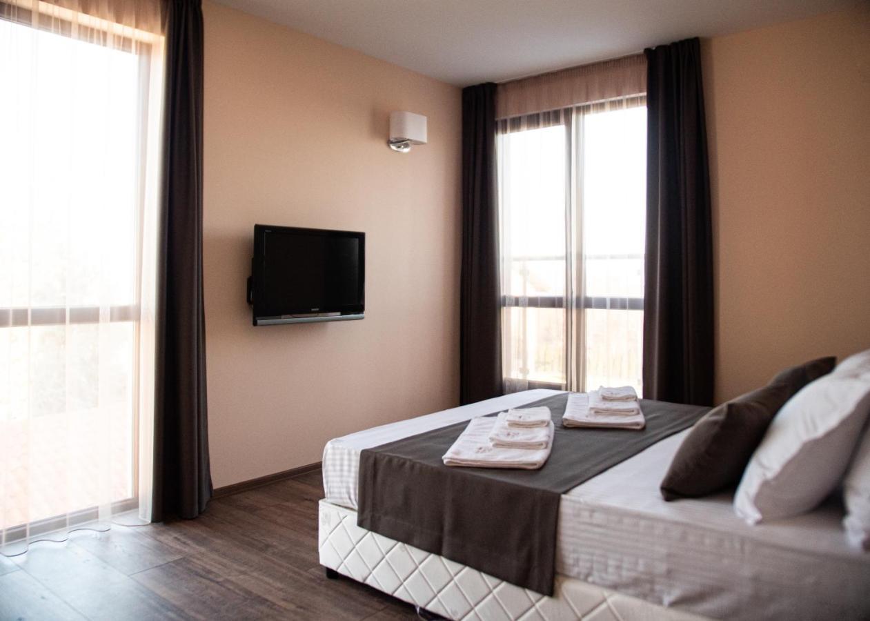 Hotel Vanilla, Varna - Free Parking ภายนอก รูปภาพ