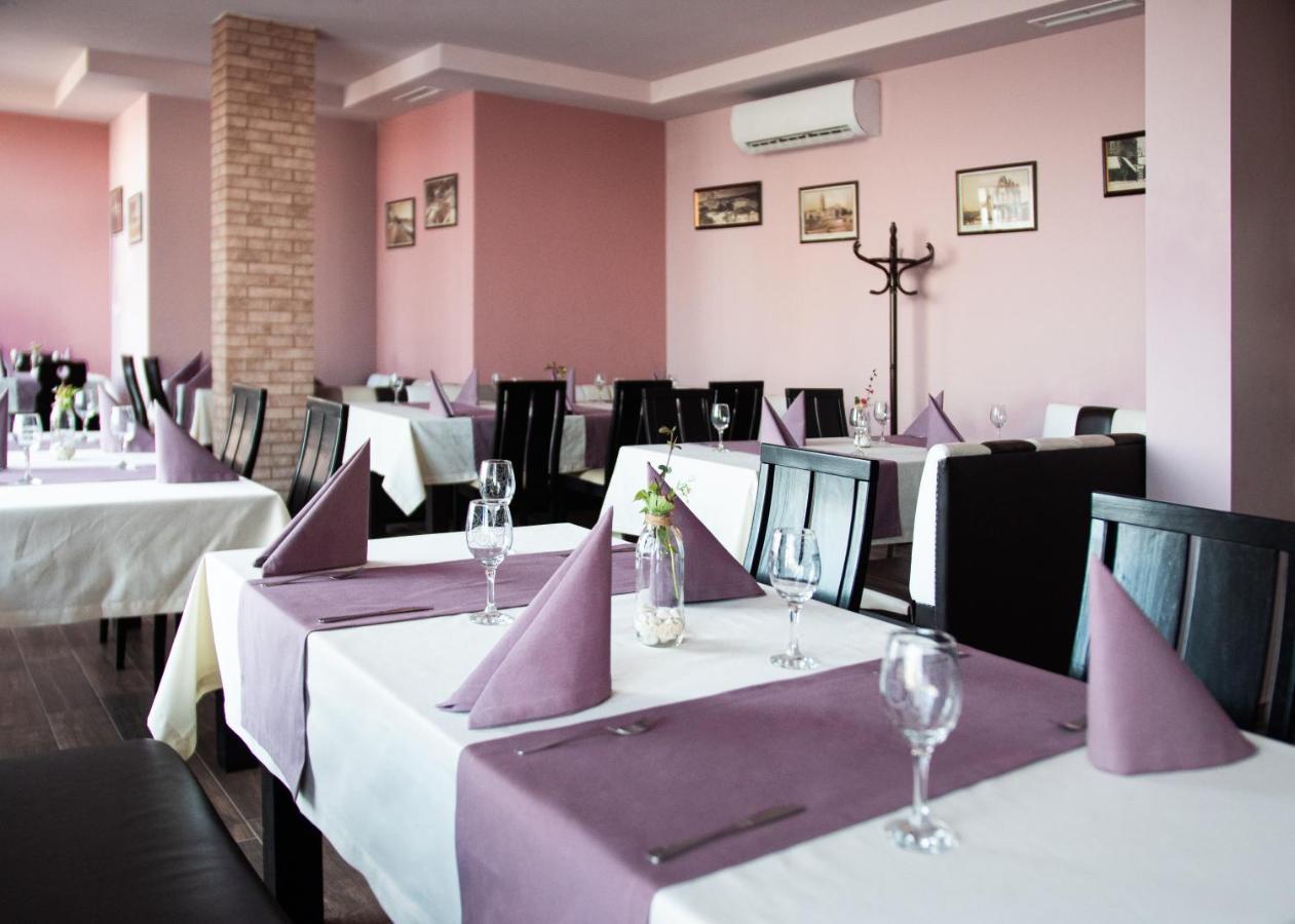 Hotel Vanilla, Varna - Free Parking ภายนอก รูปภาพ